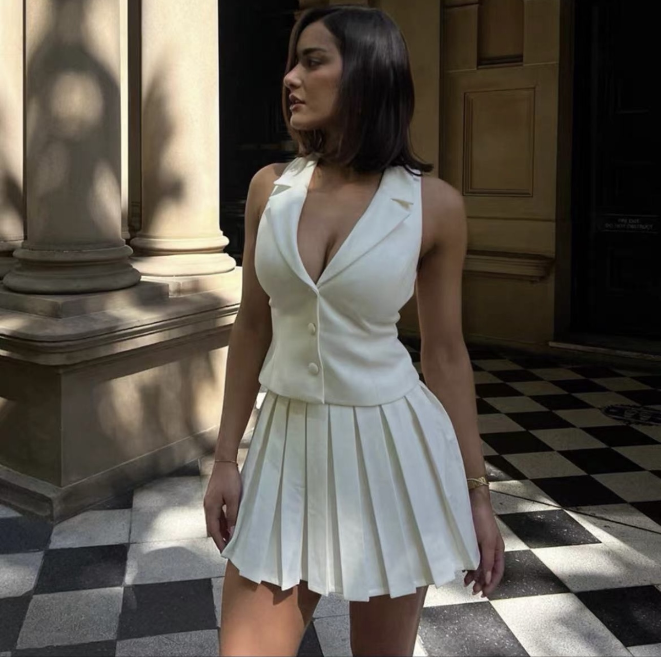 Latest Women's Fashion Trends, Trendy Women's Fashion White blazer crop top